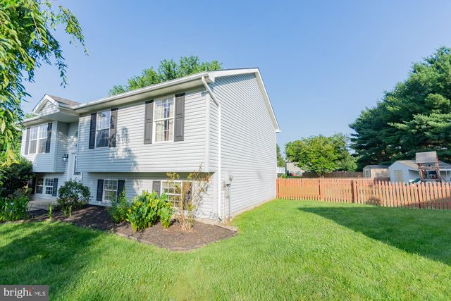 53 BUGS CT, Ranson, WV 25438