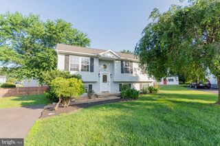 53 BUGS CT, Ranson, WV 25438