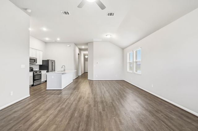 603 Walnut Branch Drive, Baytown, TX 77523