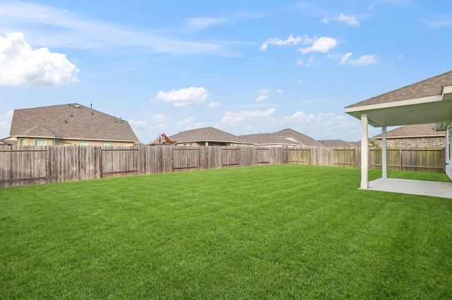 603 Walnut Branch Drive, Baytown, TX 77523