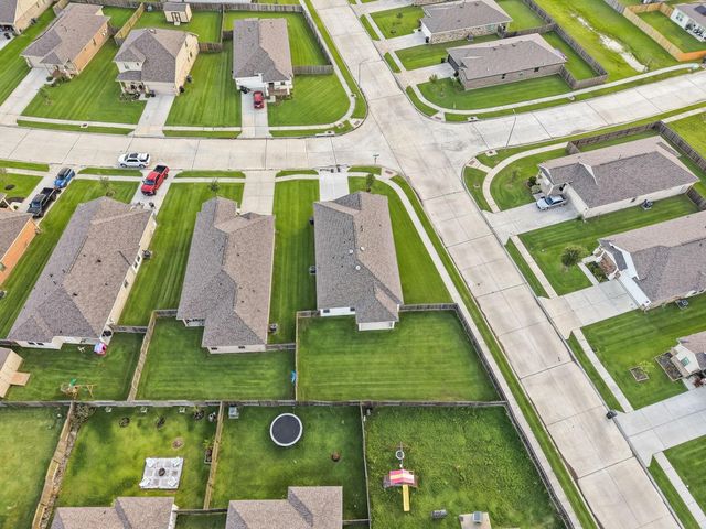 603 Walnut Branch Drive, Baytown, TX 77523