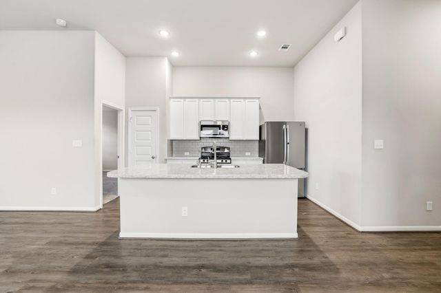 603 Walnut Branch Drive, Baytown, TX 77523