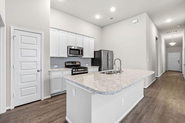 603 Walnut Branch Drive, Baytown, TX 77523