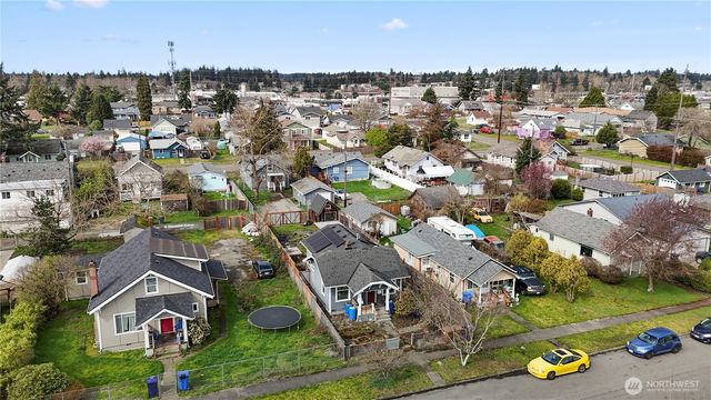 6822 S Lawrence Street, Tacoma, WA 98409
