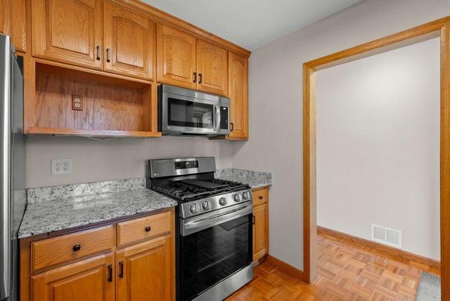 9031 Johnson Avenue S, Bloomington, MN 55437