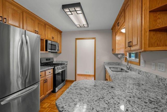 9031 Johnson Avenue S, Bloomington, MN 55437