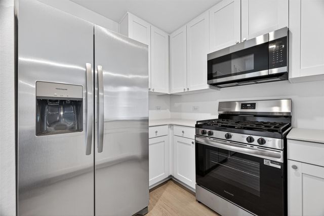 6297 Alder Creek Court, Magnolia, TX 77354