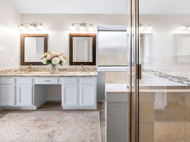 8823 Saratoga Drive, Sugar Land, TX 77479