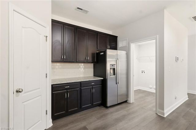 3439 River Farm Drive, Kernersville, NC 27284