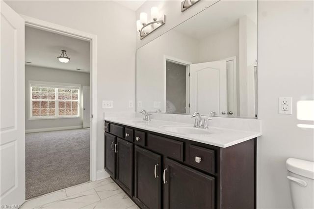 3439 River Farm Drive, Kernersville, NC 27284