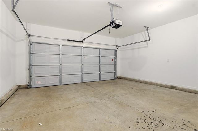 3439 River Farm Drive, Kernersville, NC 27284