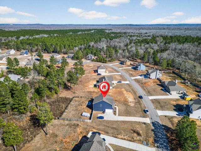 412 Gray Wolf Drive, Macon, GA 31216