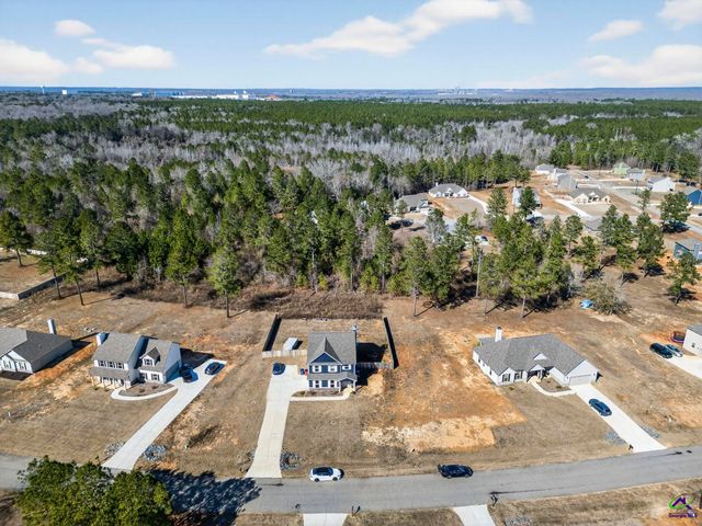 412 Gray Wolf Drive, Macon, GA 31216