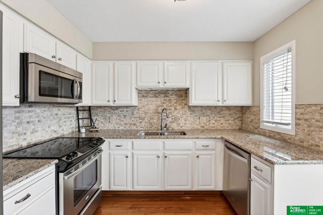 2508 S 92 Plaza, Omaha, NE 68124