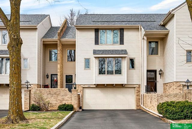 2508 S 92 Plaza, Omaha, NE 68124