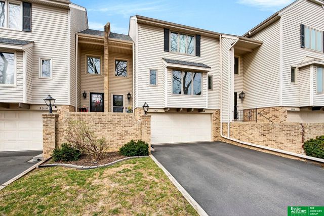 2508 S 92 Plaza, Omaha, NE 68124