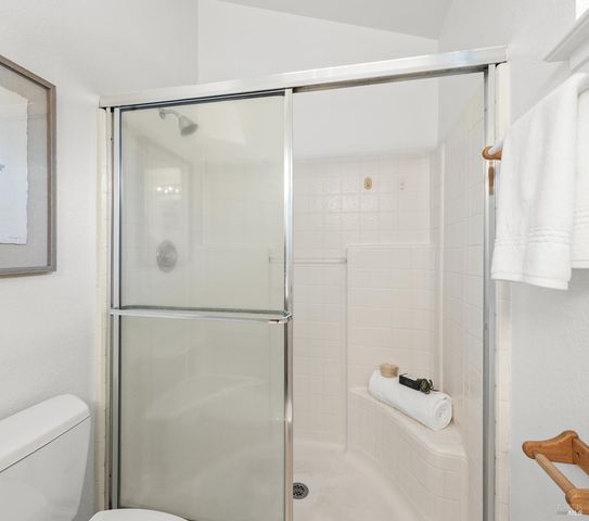 476 Talbot Ave, Santa Rosa, CA 95405