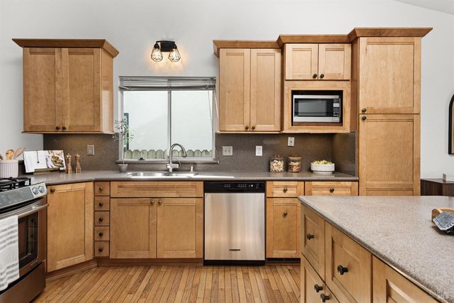 476 Talbot Ave, Santa Rosa, CA 95405