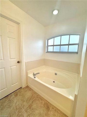 4409 SW 15th AVE, Cape Coral, FL 33914