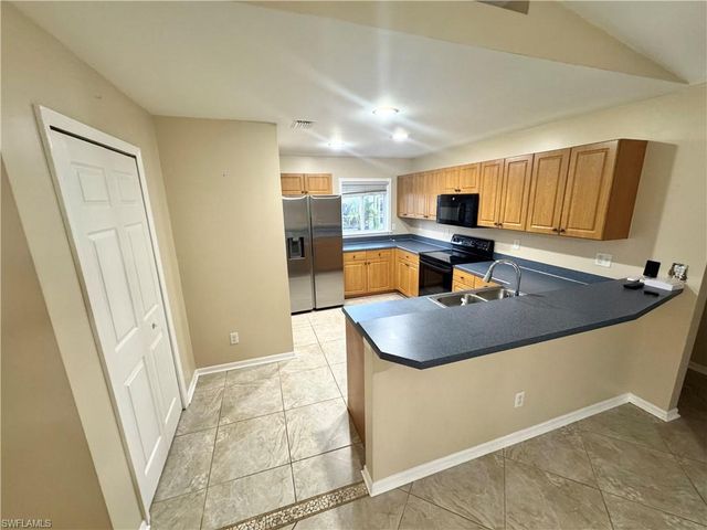 4409 SW 15th AVE, Cape Coral, FL 33914