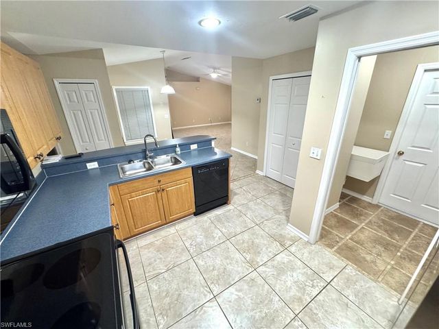 4409 SW 15th AVE, Cape Coral, FL 33914