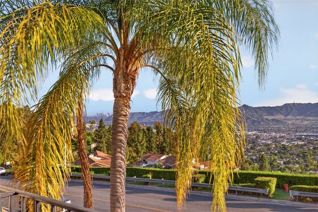 1350 E Tujunga, Burbank, CA 91501