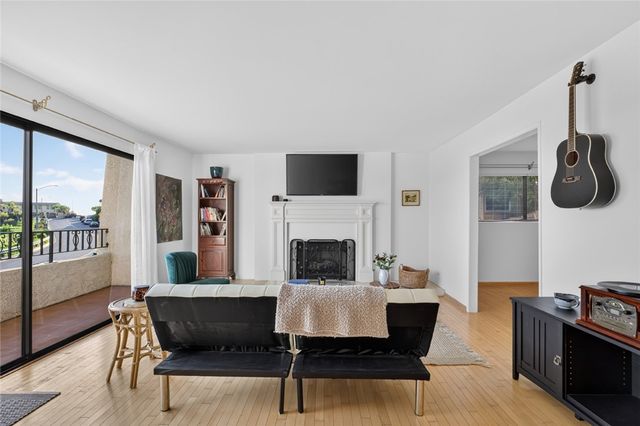 1350 E Tujunga, Burbank, CA 91501