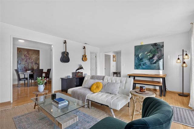 1350 E Tujunga, Burbank, CA 91501