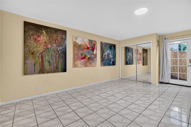 1350 E Tujunga, Burbank, CA 91501
