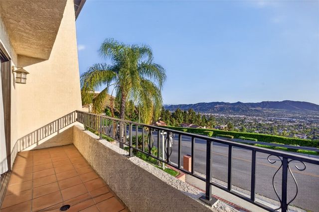 1350 E Tujunga, Burbank, CA 91501