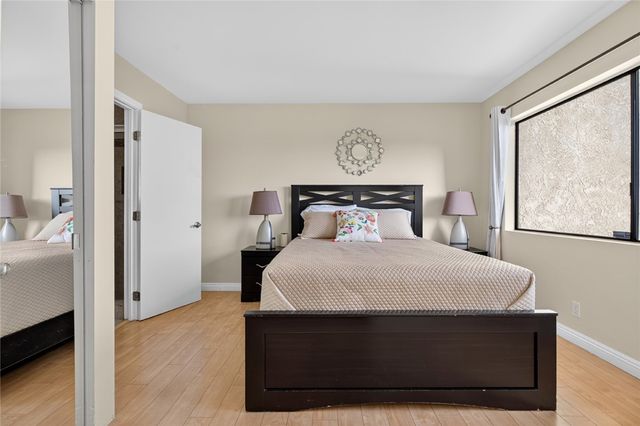 1350 E Tujunga, Burbank, CA 91501