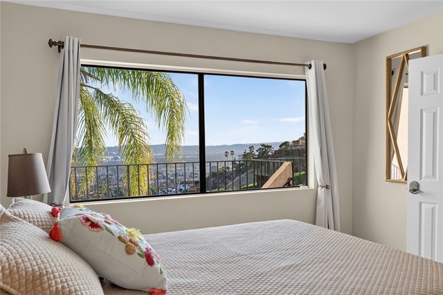 1350 E Tujunga, Burbank, CA 91501