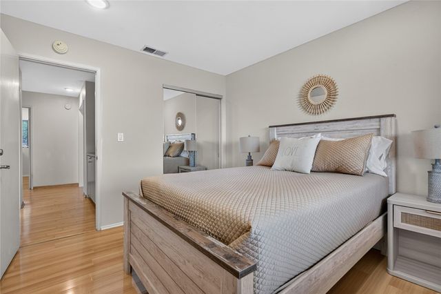 1350 E Tujunga, Burbank, CA 91501