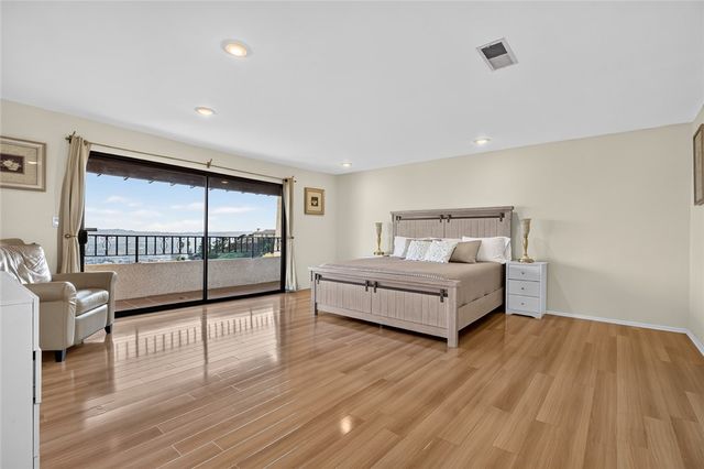 1350 E Tujunga, Burbank, CA 91501