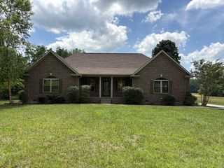 11015 Highway 52, W, Westmoreland, TN 37186