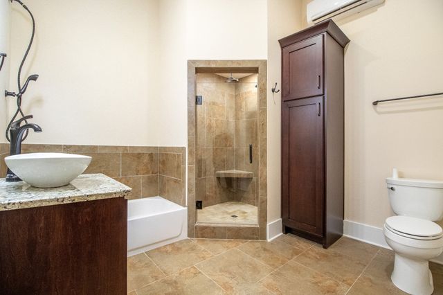 4451 Airport Rd, Springfield, TN 37172