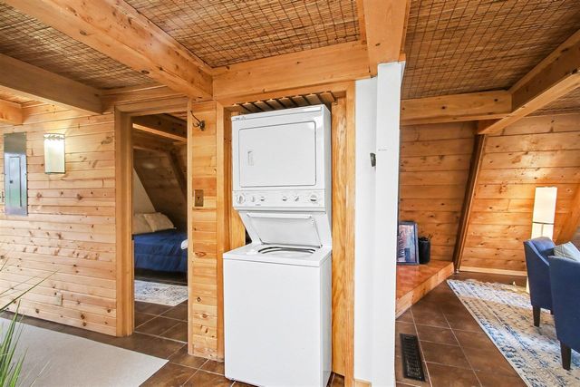 7149 Maple Avenue, South Haven, MI 49090