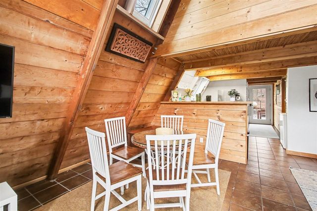 7149 Maple Avenue, South Haven, MI 49090