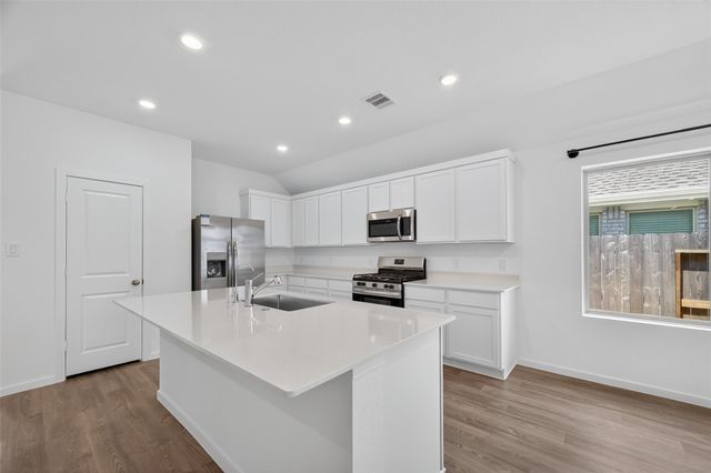 3013 Myrtle Beach Lane, League City, TX 77573