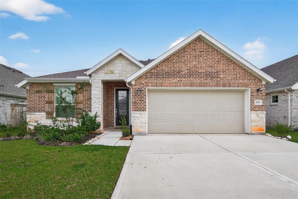 3013 Myrtle Beach Lane, League City, TX 77573