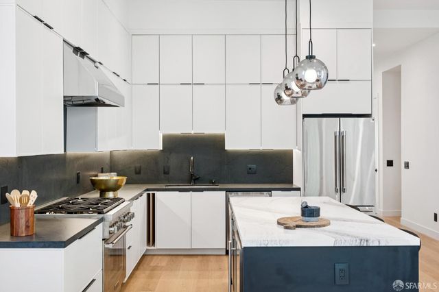 626 Shotwell Street, San Francisco, CA 94110