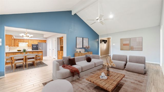 476 Meadowhill Drive, Benbrook, TX 76126