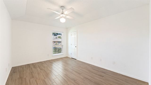 476 Meadowhill Drive, Benbrook, TX 76126