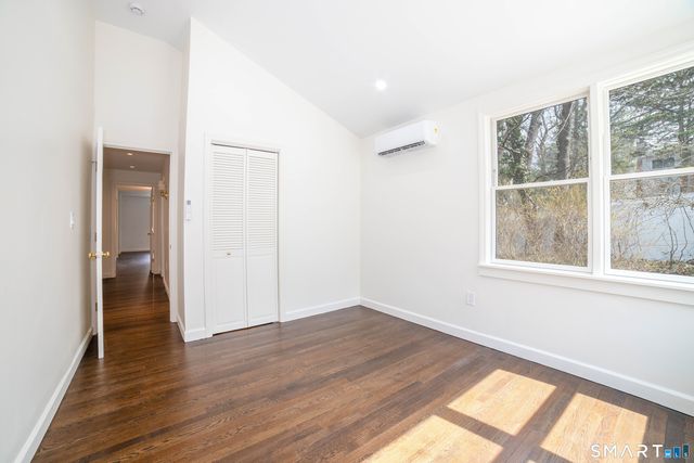 22 Bryden Terrace, Hamden, CT 06517