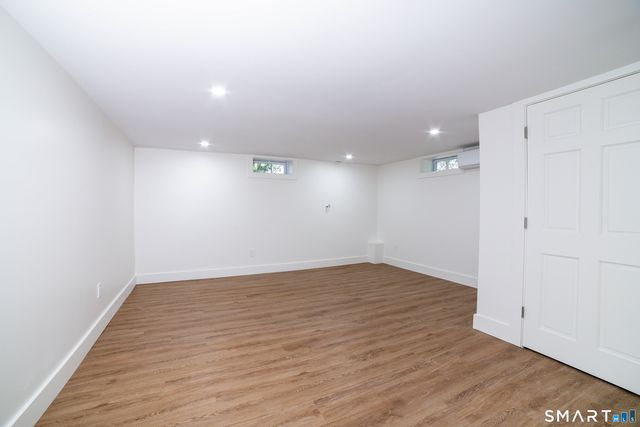 22 Bryden Terrace, Hamden, CT 06517