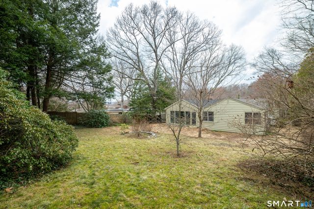 22 Bryden Terrace, Hamden, CT 06517