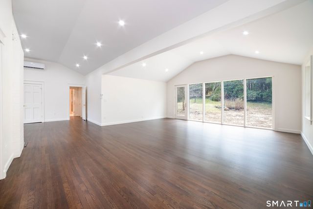 22 Bryden Terrace, Hamden, CT 06517