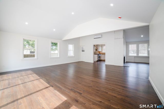 22 Bryden Terrace, Hamden, CT 06517