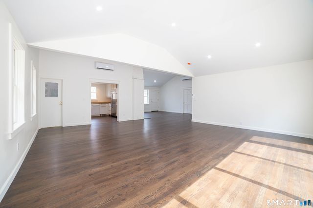 22 Bryden Terrace, Hamden, CT 06517