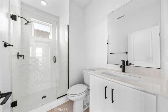 123 Bosal, Irvine, CA 92618